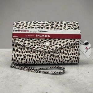 (NWT) Mundi Animal Print Wristlet / Clutch